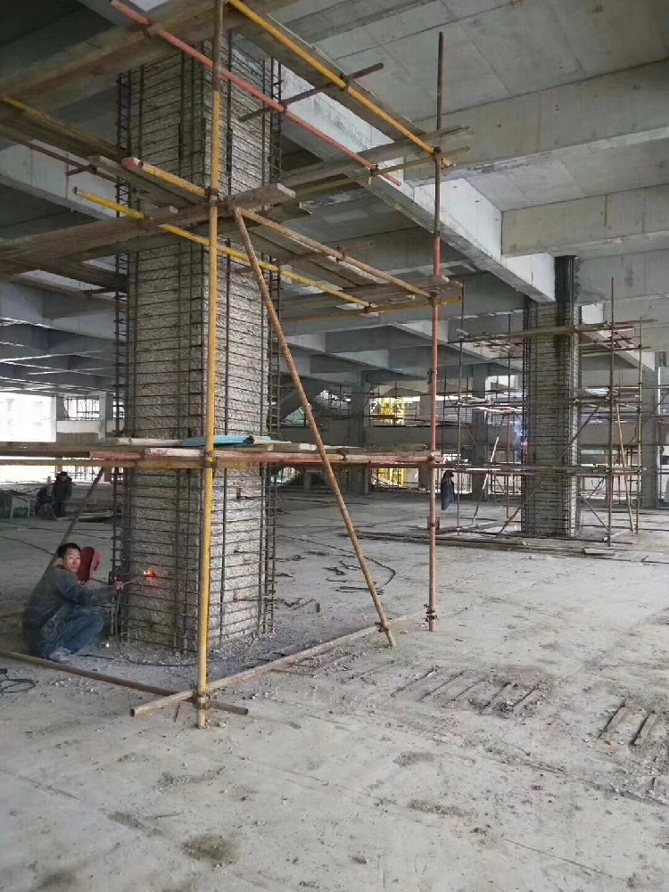 剪力墙截面加大