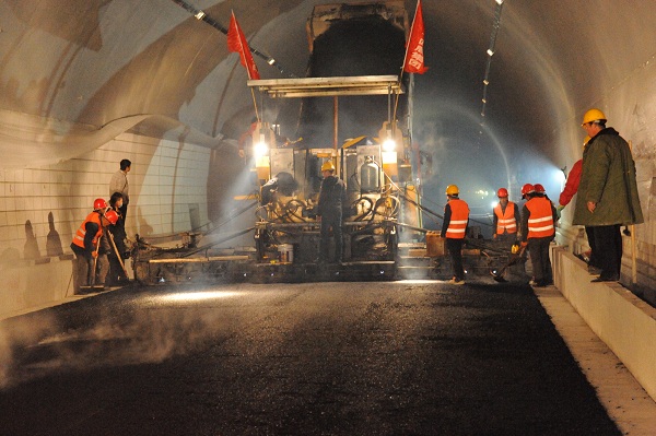 粘钢加固使用方法及特点